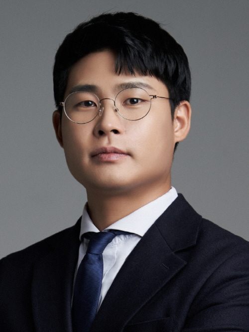 이현우 사진
